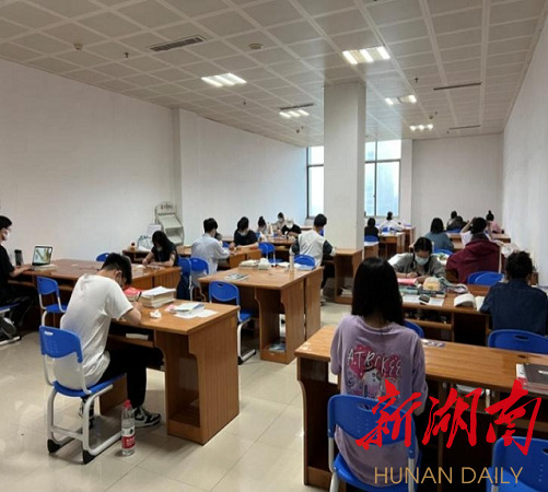 6165cc金沙总站检测中心图书馆新建第三考研自习室